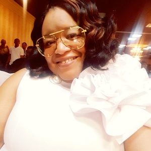 Meet your Posher, Katrina